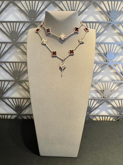 [Luna Brilliance]CLOVER 20 MOTIFS LASER CARNELIAN NECKLACE