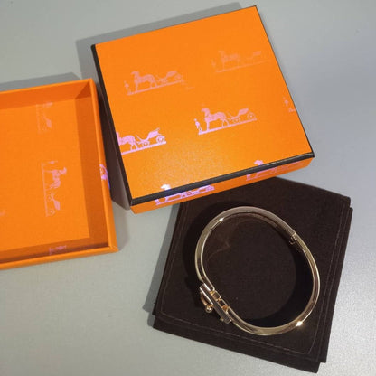 [Luna Brilliance]H CLOUD BLUE BRACELET