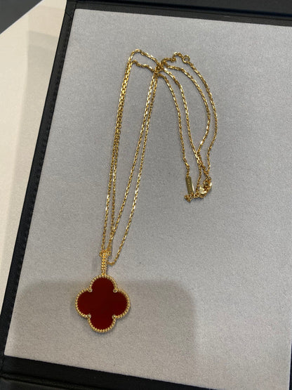 [Luna Brilliance]CLOVER 25MM NECKLACE GOLD CARNELIAN