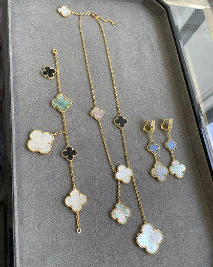 [Luna Brilliance]CLOVER 3 MOTIF MOP ONYX DARK MOP PINK GOLD EARRINGS