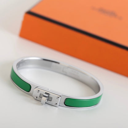 [Luna Brilliance]HM KELLY GREEN BRACELET