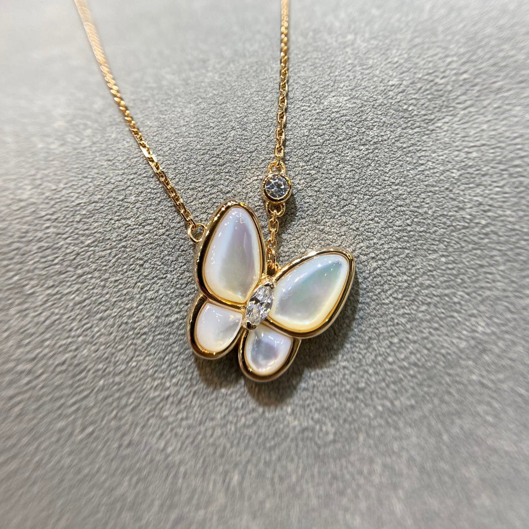 [Luna Brilliance]BUTTERFLY MOP DIAMOND NECKLACE