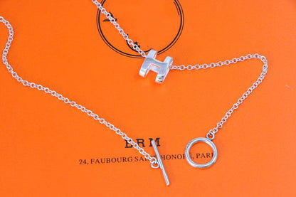 [Luna Brilliance]HM NECKLACE H LETTER OVAL SERIES